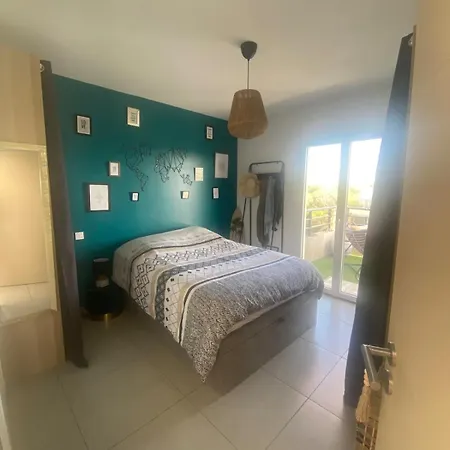 Toit Terrasse, Piscine, Plages A 10min Et Parking Apartmán *