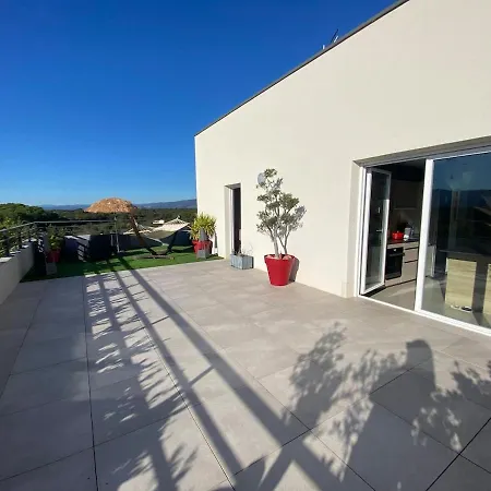 Apartmán Toit Terrasse, Piscine, Plages A 10min Et Parking Fréjus
