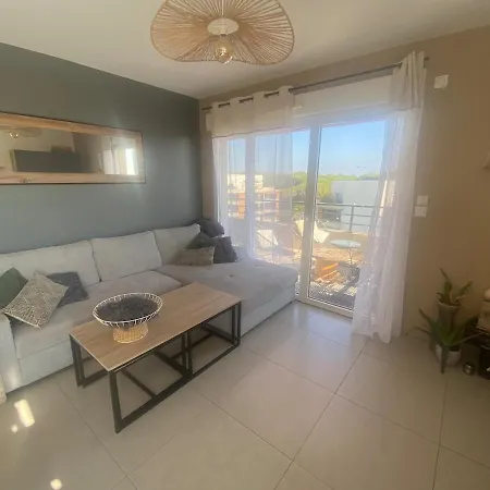 Apartmán Toit Terrasse, Piscine, Plages A 10min Et Parking