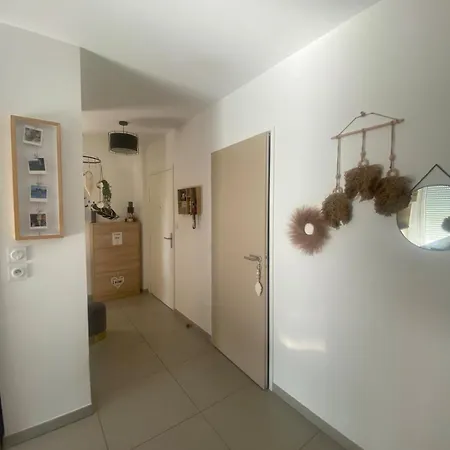 Toit Terrasse, Piscine, Plages A 10min Et Parking Apartmán *