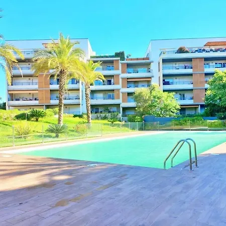 Toit Terrasse, Piscine, Plages A 10min Et Parking *