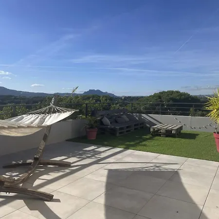 Toit Terrasse, Piscine, Plages A 10min Et Parking Fréjus